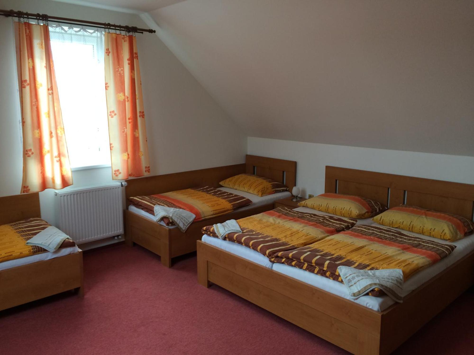 Penzion Rakovec Bukovinka Bagian luar foto