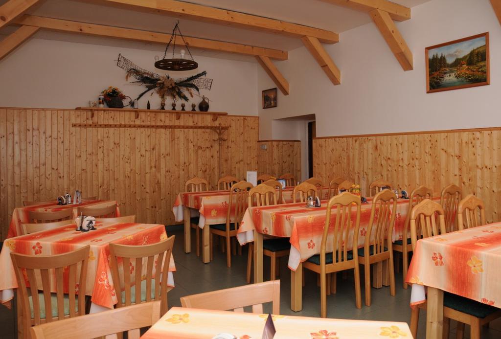 Penzion Rakovec Bukovinka Bagian luar foto